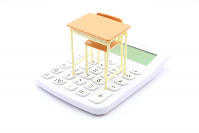 中学生が通う塾の費用相場